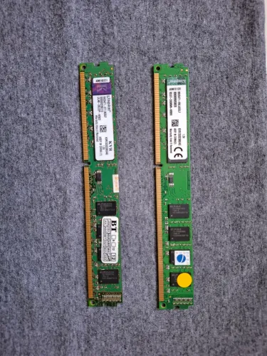 Memória RAM Kingston KVR1333D3N9/4G 2 Pentes de 4GB 1333MHz Desktops