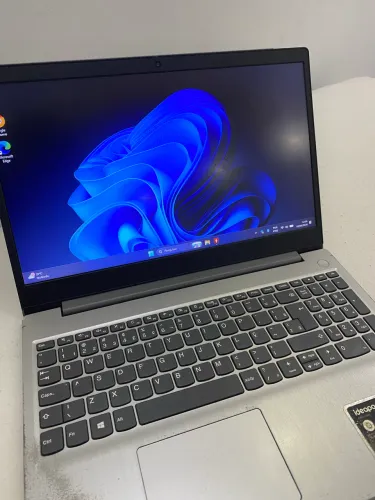 Notebook Lenovo 3i i5 10th ssd