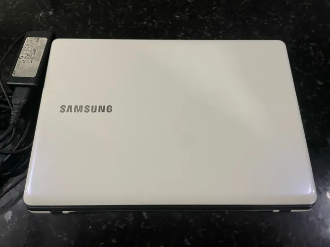 Notebook Samsung-i3 5Gn-SSD