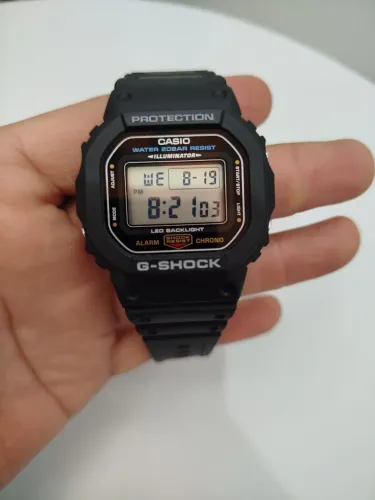 Casio DW5600 UE ORIGINAL