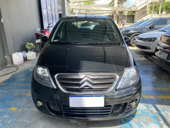 Citroen C3 GLX 1.4/ GLX Sonora 1.4 Flex 8V 5P 2012