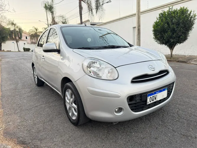 Nissan March S 1.6 16V Flex Fuel 5P 2014