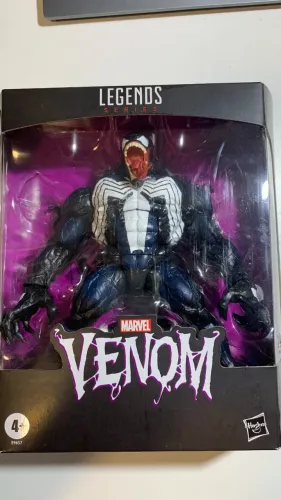 Venom - Action Figure - Marvel Legends - LACRADO