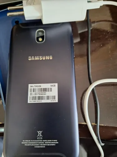 Celular samsung j7 pro 64gb 