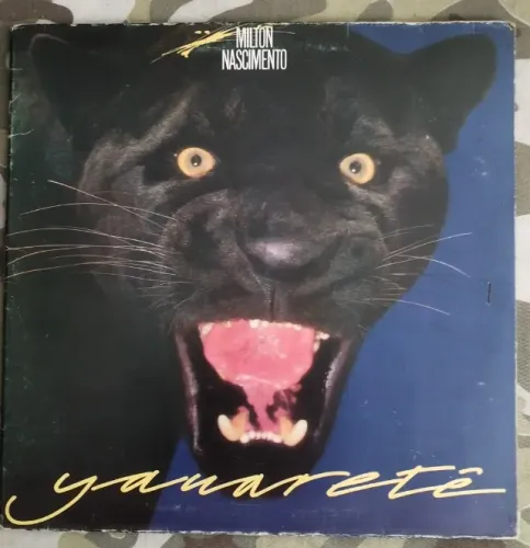 Vinil LP Milton Nascimento - Yauaretê com Encarte (1987) MPB