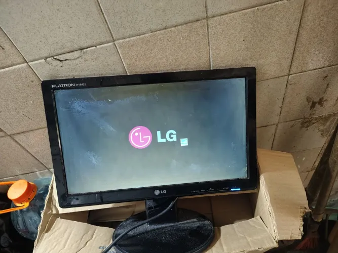 Monitor LG entrada para VGA