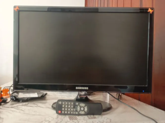 HDTV Monitor 