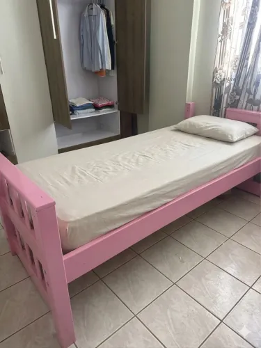 Cama solteiro Rosa 
