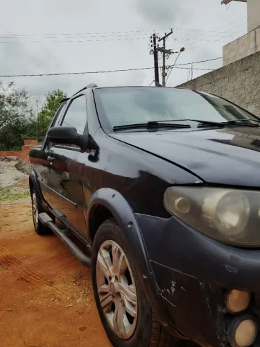 Fiat Strada Adv/adv Tryon 1.8 MPI Flex 8V CE 2005