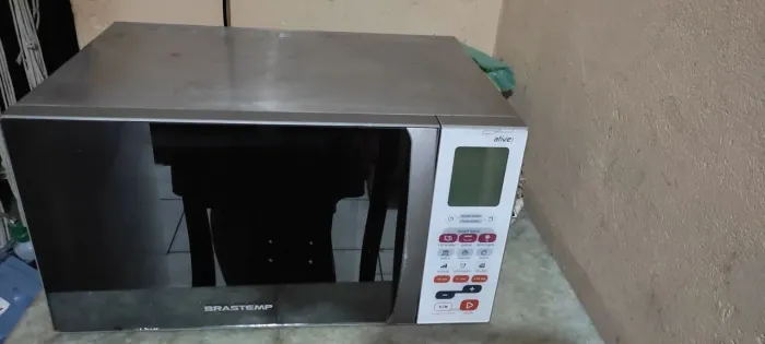 Microondas espelhado inox 30l