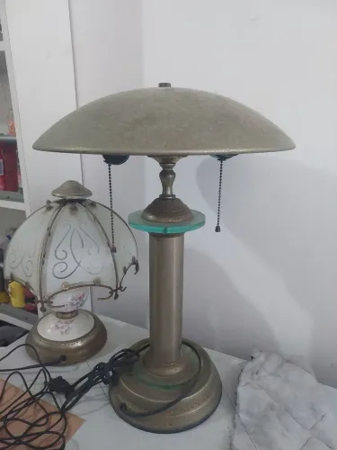 Abajur em bronze 