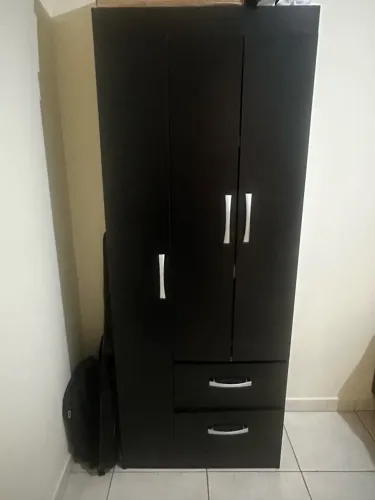 Guarda-roupa solteiro
