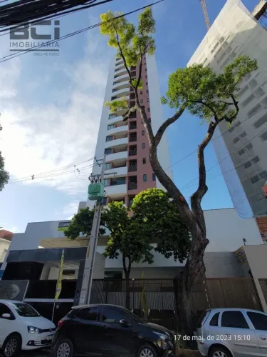 VENDE-SE, apartamento 2 quartos no CORAÇÃO DO BAIRRO DA BOA VISTA.