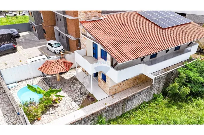 Casa com Piscina em Ponta de Campina, Cabedelo, Paraíba!