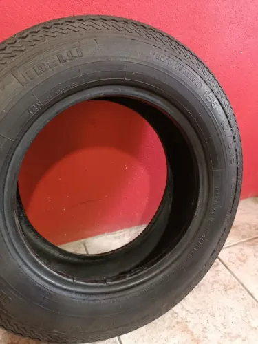 Pneu aro 13 carros antigos