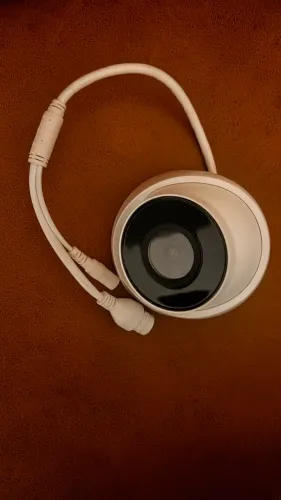 Câmera IP Dome Hikvision Full HD 2MP (PoE)