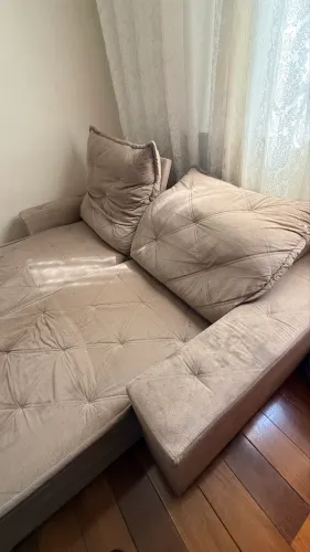Sofá retrátil e reclinável