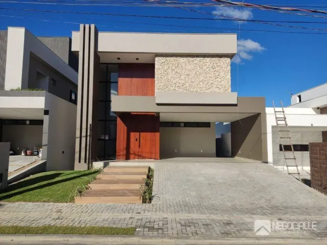 Casa com 5 dormitórios à venda, 321 m² por R$ 1.925.000,00 - Itararé - Campina Grande/PB