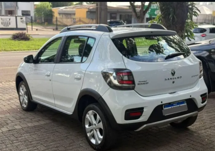 Renault Sandero Step. Easy R H-power 1.6 8V 2015