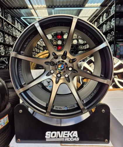 Jogo de rodas importadas xxr 527 aro 17 4x100 e 114 