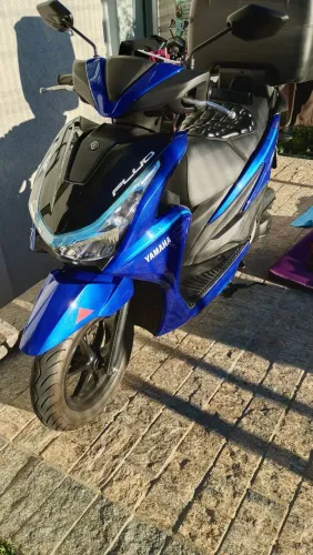 Yamaha fluo ABS 2025