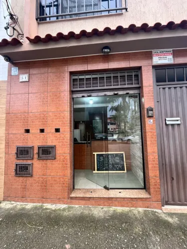 Loja Comercial 15m² - Mariano Procópio - IPTU Incluso