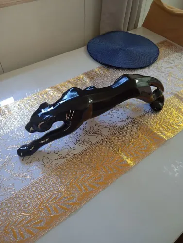 Vendo Pantera Negra para decoração. 