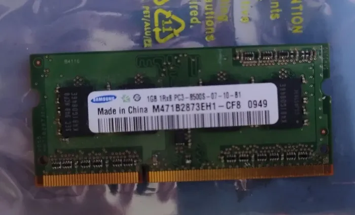 Memória Ram Notebook Samsung 1gb Ddr3 1333mhzpc3-10600s Sodi