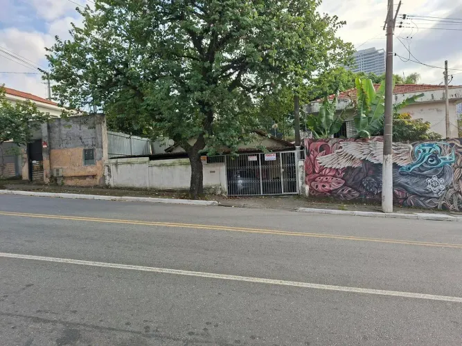 TERRENO 10X30 BEM LOCALIZADO - VENDE- VILA MARIANA