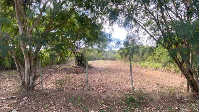 Terreno à venda em Marina - RJ