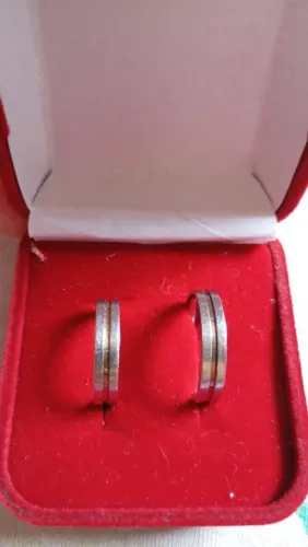 Aliança de prata, 170 reais, número 17e13