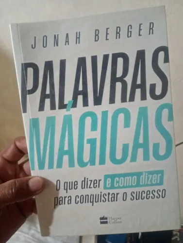 Livros novos. Queima de estoque.