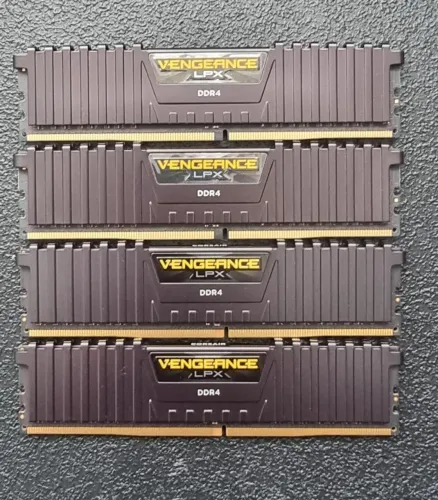 Memoria DDR4 8GB 3200MHz Corsair Vengeance LPX C16