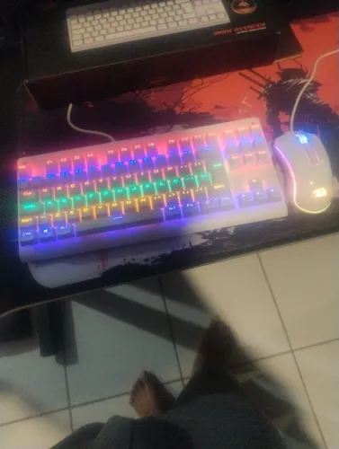 Kit Gamer Redragon White (Teclado Mecânico Dark Avenger + Mouse Cobra M711)