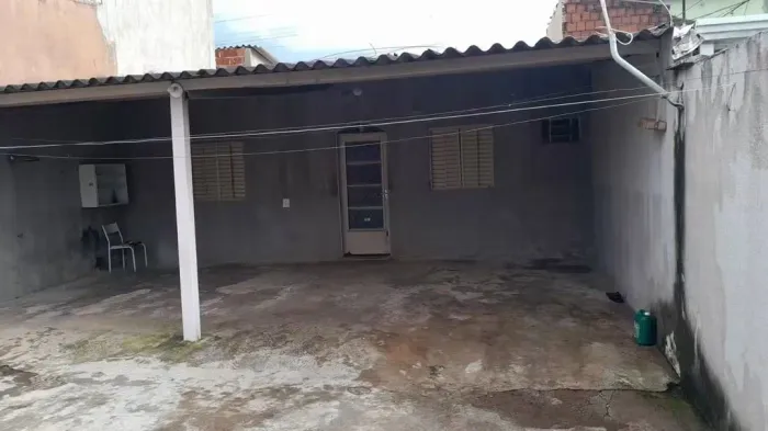 CASA QR 221 SAMAMBAIA TROCS OU VENDA