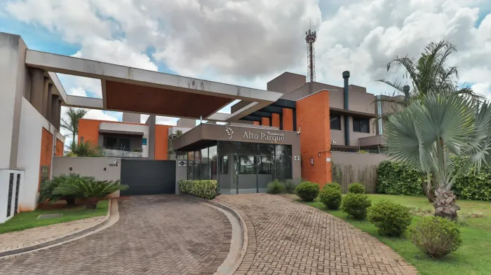 Sobrado no Residencial Alto Parque