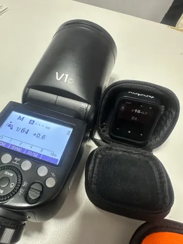 Flash godox v1 + radio flash x3 