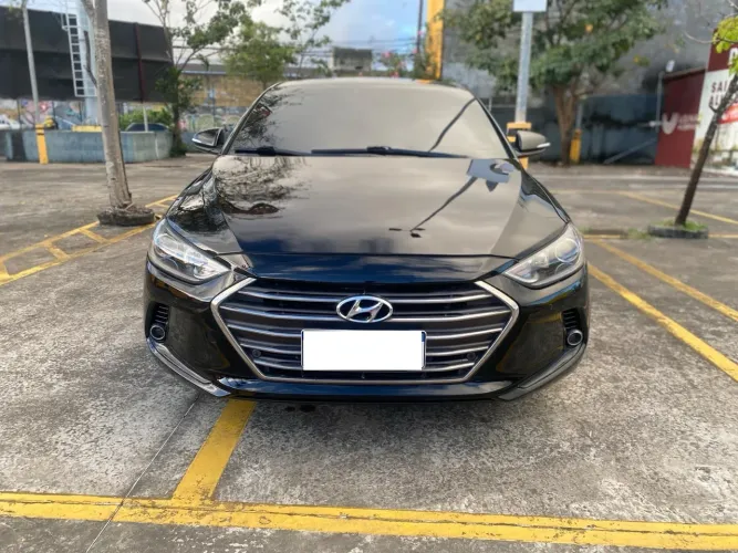 Hyundai Elantra Special Edit. 2.0 16V Flex Aut. 2017