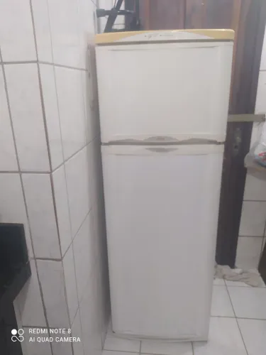 Vendo geladeira Bosch