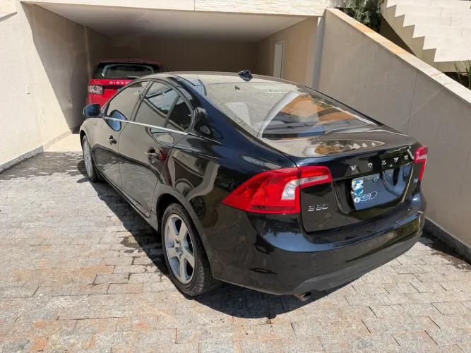 Volvo S60 T-4 1.6 180cv 4P 2012