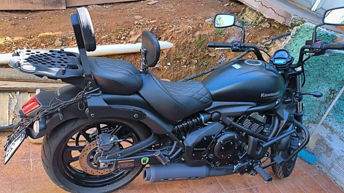 Moto Kawasaki