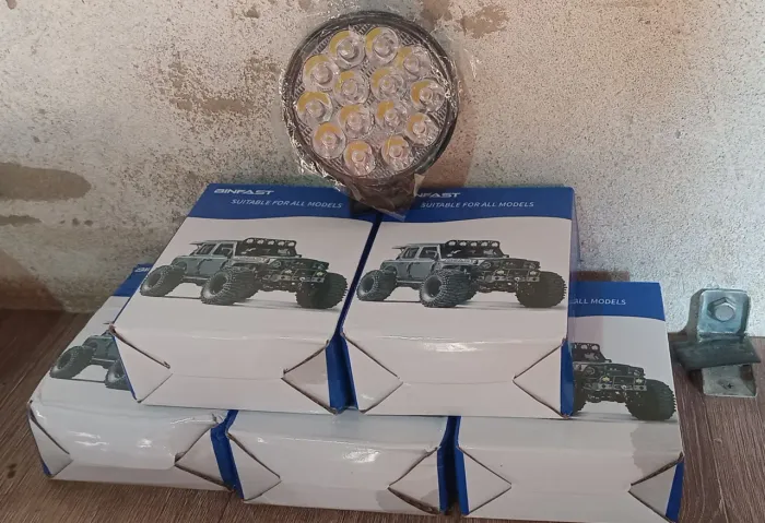 Farol de milha led 42w 14 led