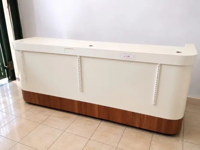 Balcão comercial