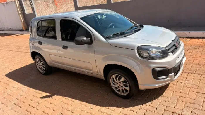 Fiat Uno Drive 1.0 Flex 6V 5P 2018