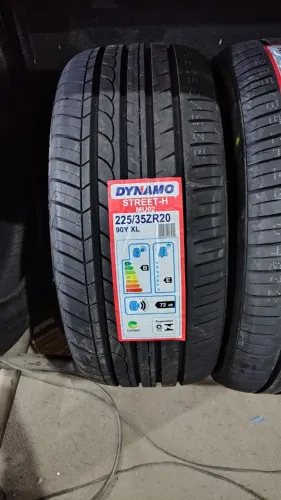 Pneu 225/35/20 Dynamo novo!