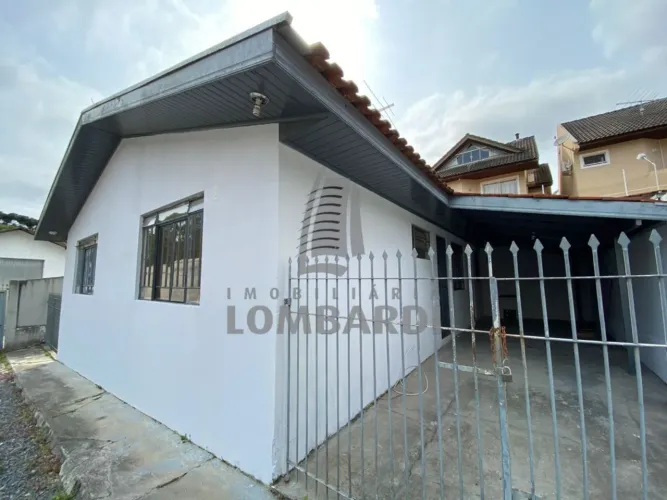 Casa para locação no Pilarzinho