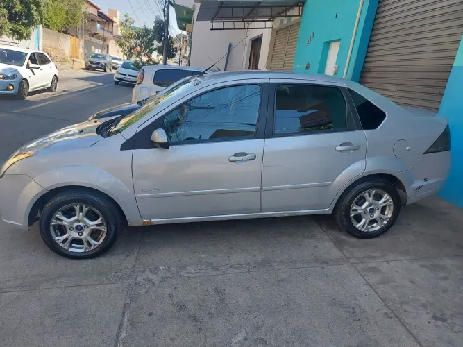 Ford Fiesta Sed. 1.6 8V Flex 4P 2009