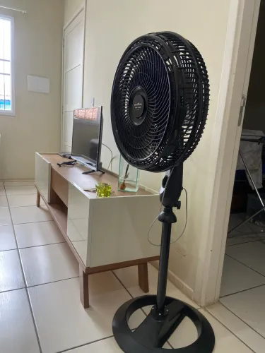 Ventilador Britânia 6 pás 220volts
