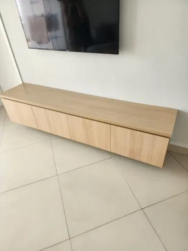 Rack Carvalho Poro Suspenso 200x40x40