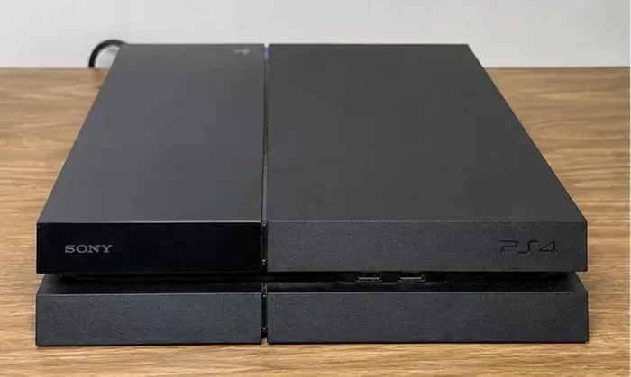 Playstation 4 500GB + 2 Controles Originais + Jogo RDR2